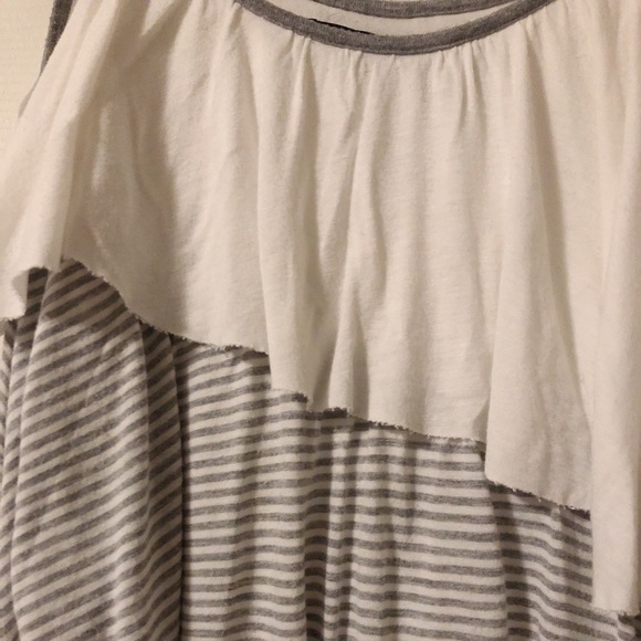 🌹 3 for $10 | Grey Tiered Tank Top S - Picture 2 of 2